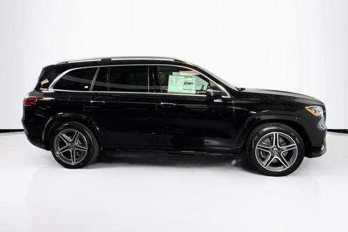 2026 Mercedes-Benz GLS 450 4MATIC
