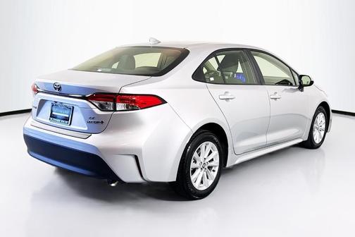 2024 Toyota Corolla Hybrid SE
