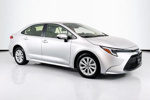 2024 Toyota Corolla Hybrid SE