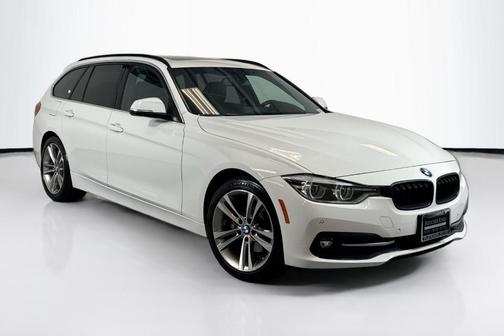 2017 BMW 330 i xDrive