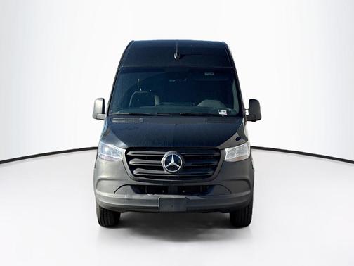 2024 Mercedes-Benz eSprinter 2500 170 WB High Roof Cargo