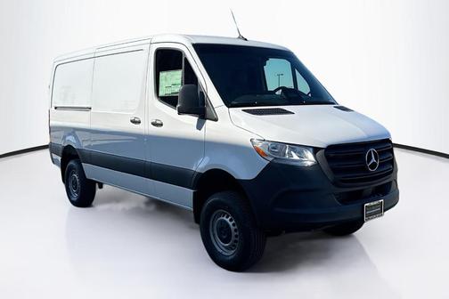 2025 Mercedes-Benz Sprinter 2500 Standard Roof