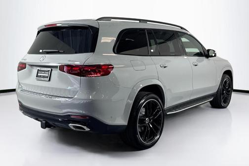 2026 Mercedes-Benz GLS 580 Base 4MATIC