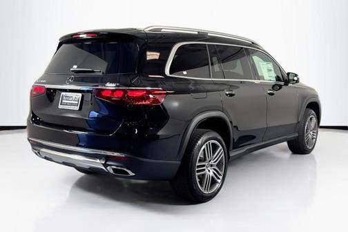 2026 Mercedes-Benz GLS 450 4MATIC