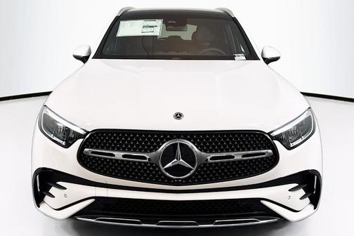 2025 Mercedes-Benz GLC 300 Base