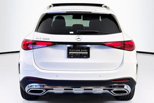 2025 Mercedes-Benz GLC 300 Base