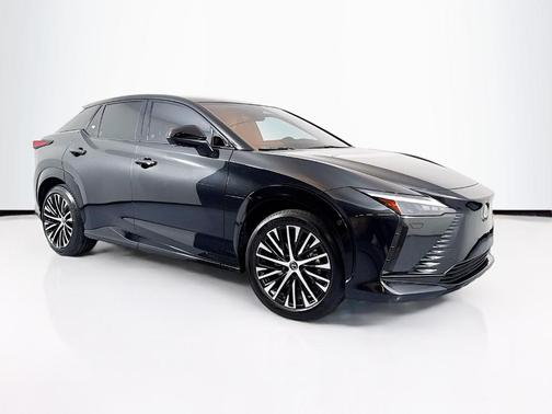 2023 Lexus RZ 450e Luxury