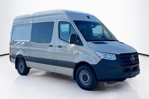 2026 Mercedes-Benz Sprinter 2500 144 WB Standard Roof Crew