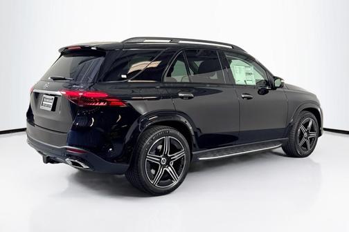 Black 2026 Mercedes-Benz GLE 450 4MATIC