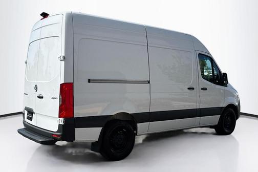 2024 Mercedes-Benz Sprinter 2500 ROOF HO 144
