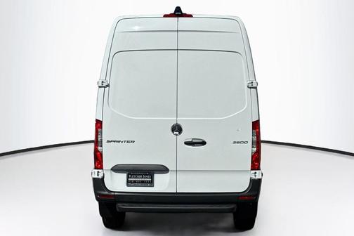 2024 Mercedes-Benz Sprinter 2500 ROOF HO 144
