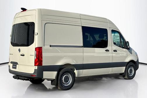 2026 Mercedes-Benz Sprinter 2500 144 WB Standard Roof Crew