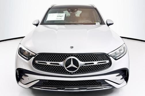 2025 Mercedes-Benz GLC 350e Base 4MATIC