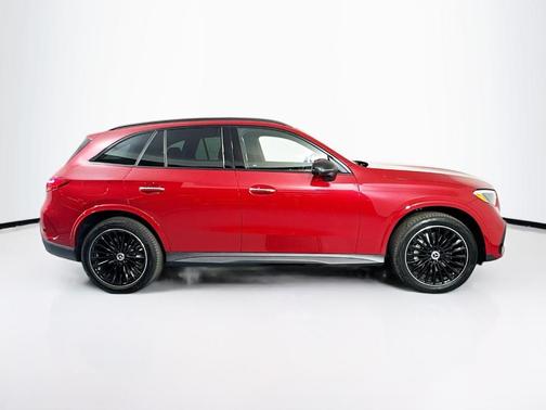 2025 Mercedes-Benz GLC 350e Base 4MATIC