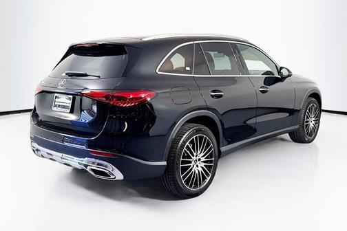 2025 Mercedes-Benz GLC 300 Base