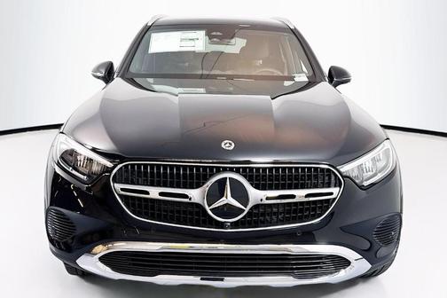 2025 Mercedes-Benz GLC 300 Base