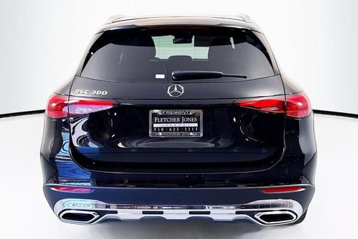 2025 Mercedes-Benz GLC 300 Base