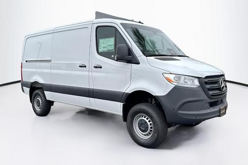 2025 Mercedes-Benz Sprinter 2500 Standard Roof