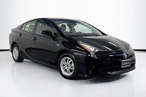 2018 Toyota Prius Three Touring