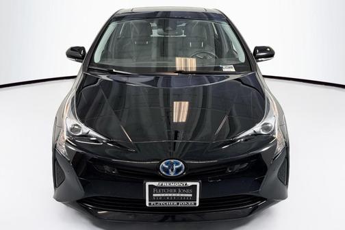 2018 Toyota Prius Three Touring