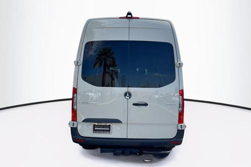 2025 Mercedes-Benz Sprinter 2500 Standard Roof