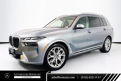 2025 BMW X7 xDrive40i