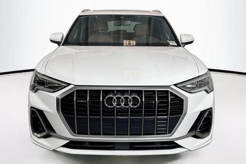 Arkona White 2024 Audi Q3 45 S line Premium