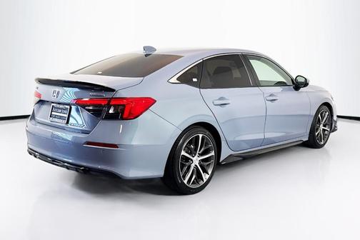 2022 Honda Civic Touring