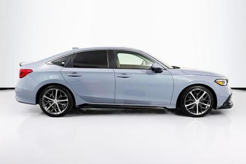 2022 Honda Civic Touring
