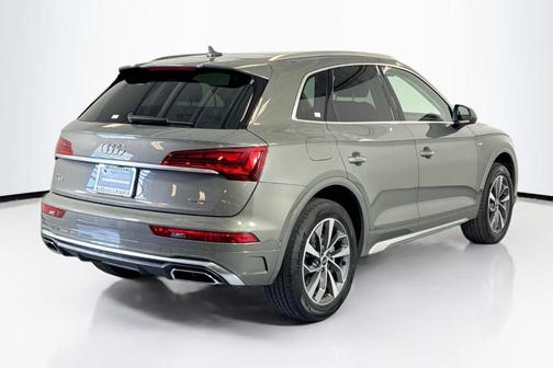 2023 Audi Q5 45 S line Prestige