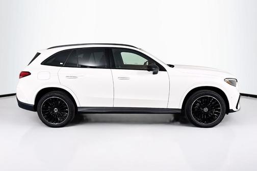 2025 Mercedes-Benz GLC 300 Base 4MATIC