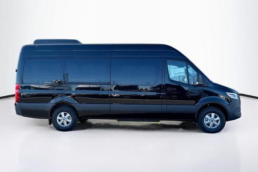 2026 Mercedes-Benz Sprinter 2500 High Roof