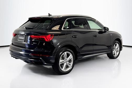 2020 Audi Q3 45 S line Premium