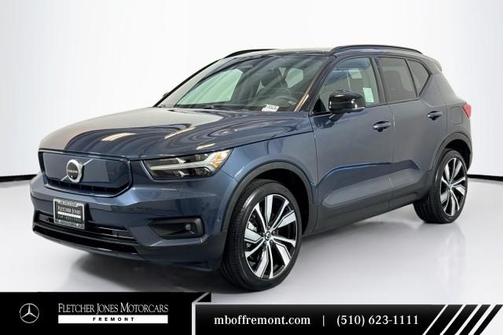 2022 Volvo XC40 Recharge Pure Electric P8 Twin Plus