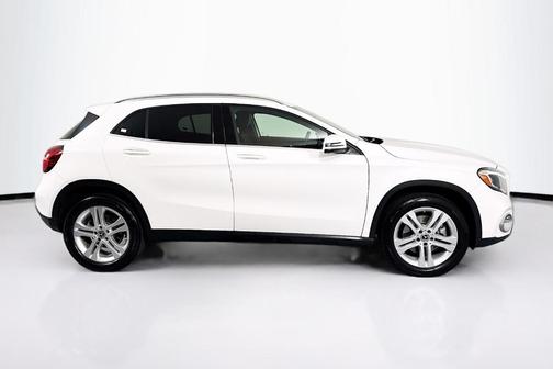 2020 Mercedes-Benz GLA 250 Base 4MATIC