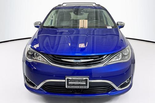 2018 Chrysler Pacifica Hybrid Limited