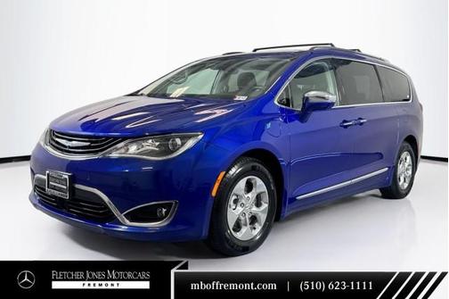 2018 Chrysler Pacifica Hybrid Limited