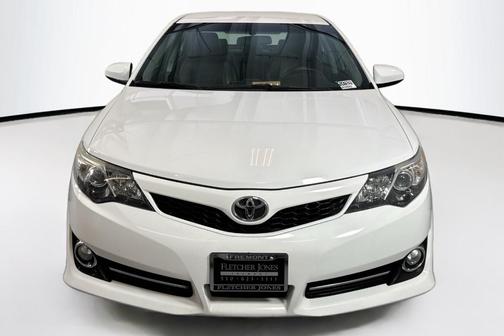 2014 Toyota Camry SE Sport