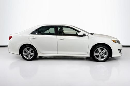 2014 Toyota Camry SE Sport