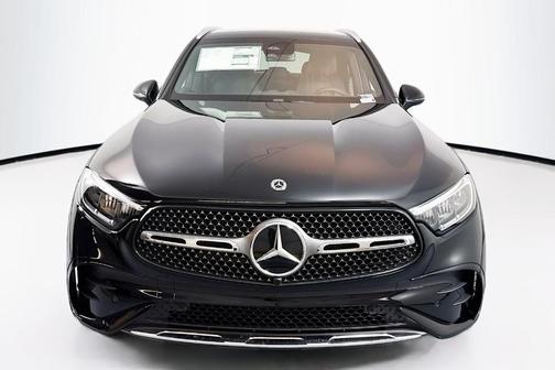 2025 Mercedes-Benz GLC 300 Base