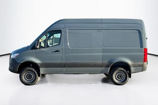 2026 Mercedes-Benz Sprinter 2500 Standard Roof