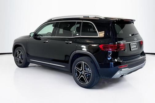 2026 Mercedes-Benz GLB 250 Base 4MATIC