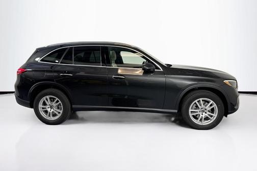 2026 Mercedes-Benz GLC 300 Base