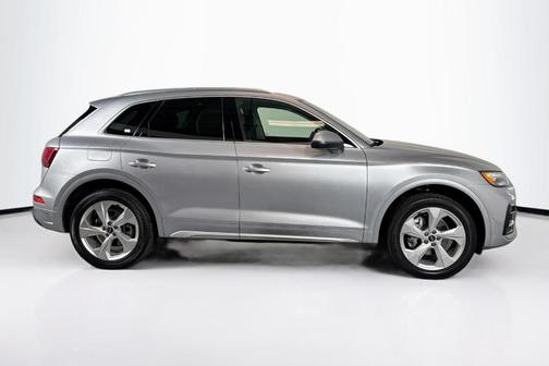 2021 Audi Q5 45 Prestige