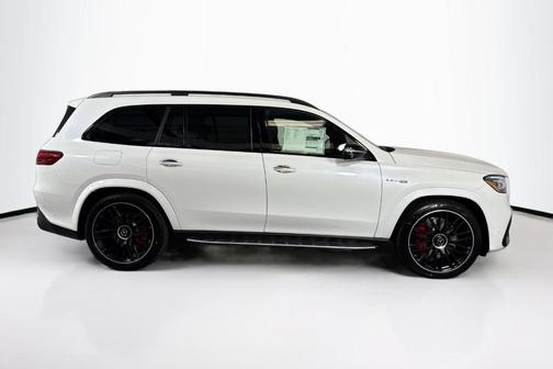 2026 Mercedes-Benz AMG GLS 63 Base