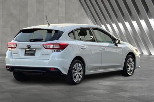 Photo 3 of 33 of 2018 Subaru Impreza 2.0i