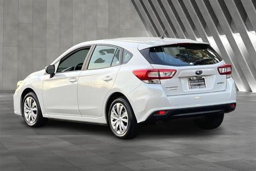 Photo 5 of 33 of 2018 Subaru Impreza 2.0i