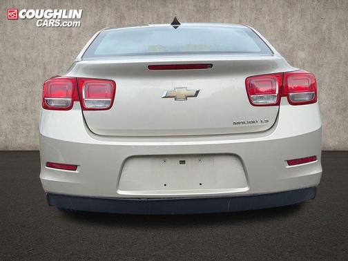 Champagne Silver 2014 Chevrolet Malibu 1LS