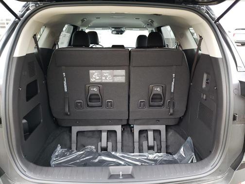 Aurora Black Pearl 2026 Kia Carnival LXS