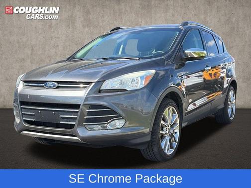 Magnetic 2016 Ford Escape SE